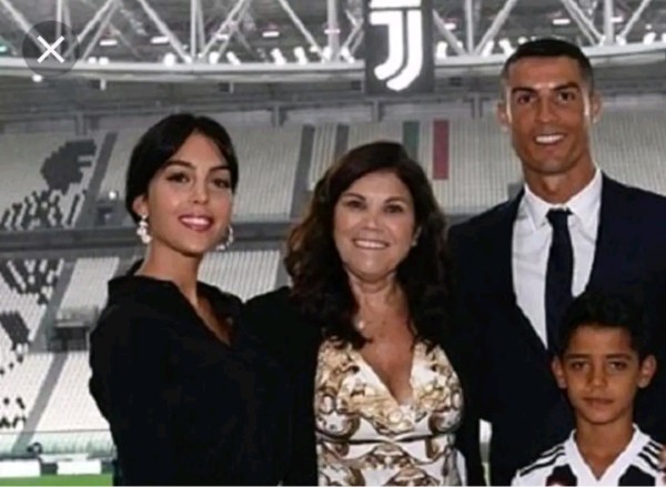 من هي والدة جورجينا رودريغيز ويكيبيديا وما هو أصل عائلة جورجينا رودريغيز ابناء جورجينا رودريغيز